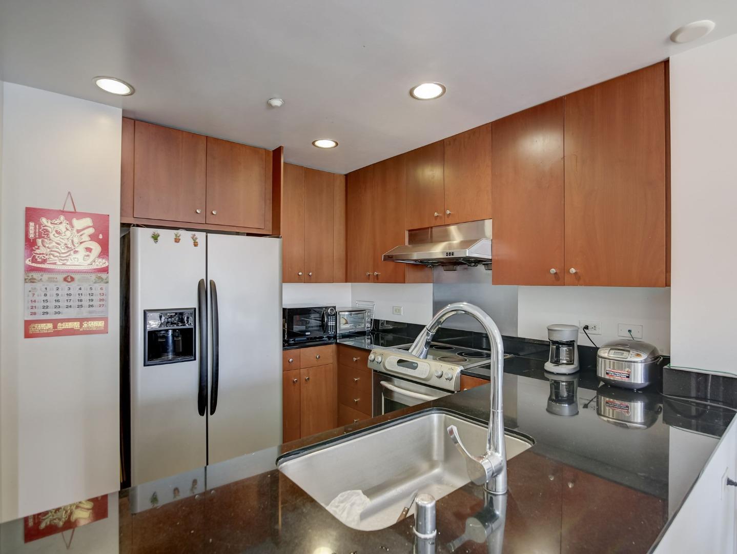 Detail Gallery Image 8 of 46 For 585 9th St #423,  Oakland,  CA 94607 - 1 Beds | 1 Baths
