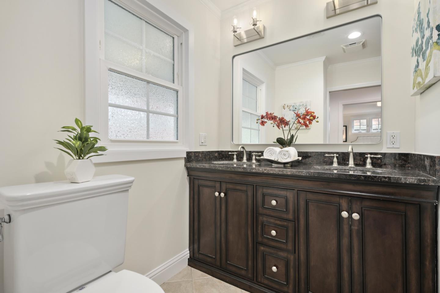 Detail Gallery Image 20 of 38 For 254 Alberta Ave, San Carlos,  CA 94070 - 3 Beds | 2 Baths