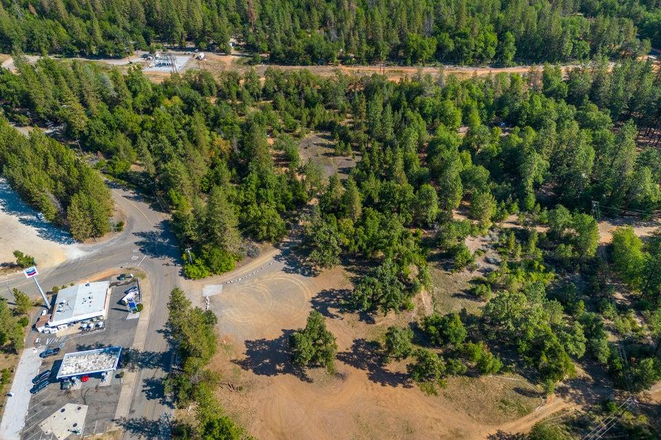 Detail Gallery Image 7 of 22 For 17 Acres in Lakehead, Lakehead,  CA 96051 - – Beds | – Baths