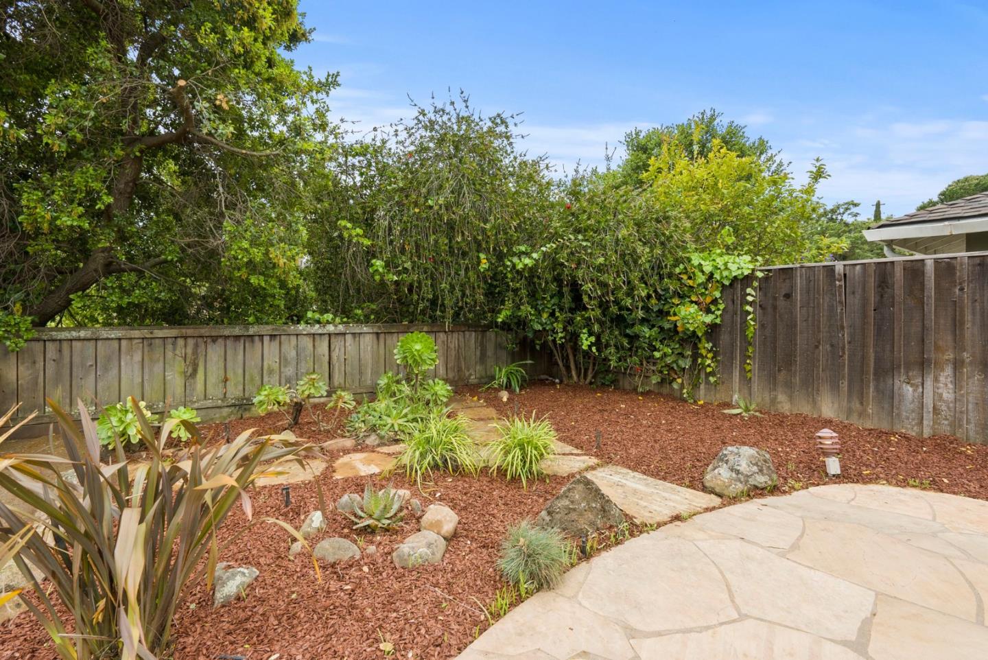 Detail Gallery Image 32 of 42 For 804 Bauer Dr, San Carlos,  CA 94070 - 3 Beds | 2/1 Baths