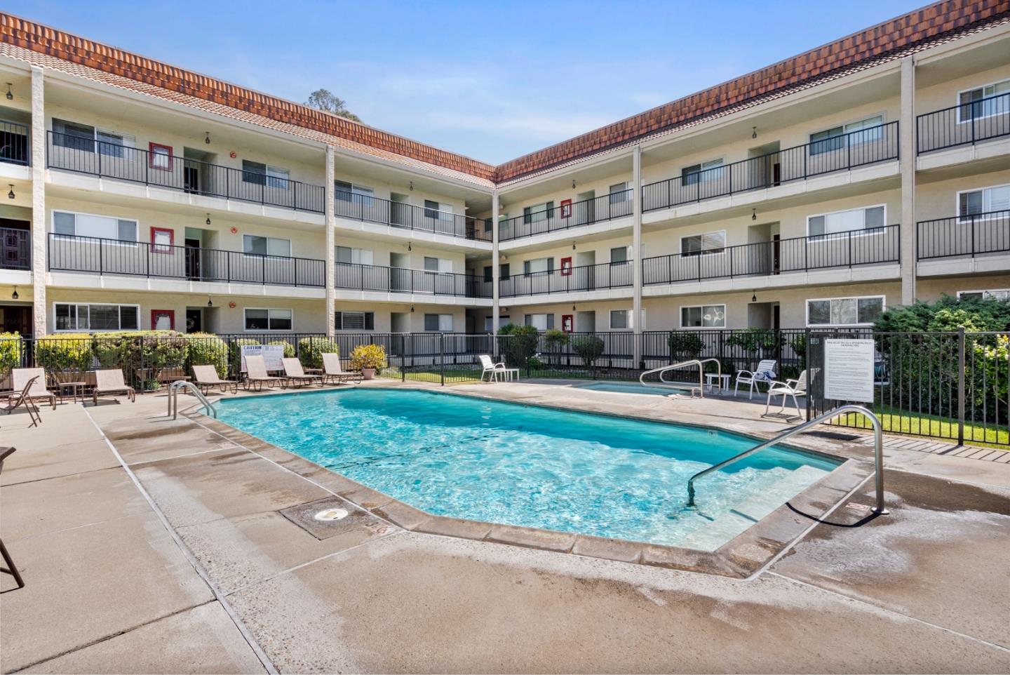 Detail Gallery Image 25 of 34 For 870 Park Ave #211,  Capitola,  CA 95010 - 2 Beds | 2 Baths