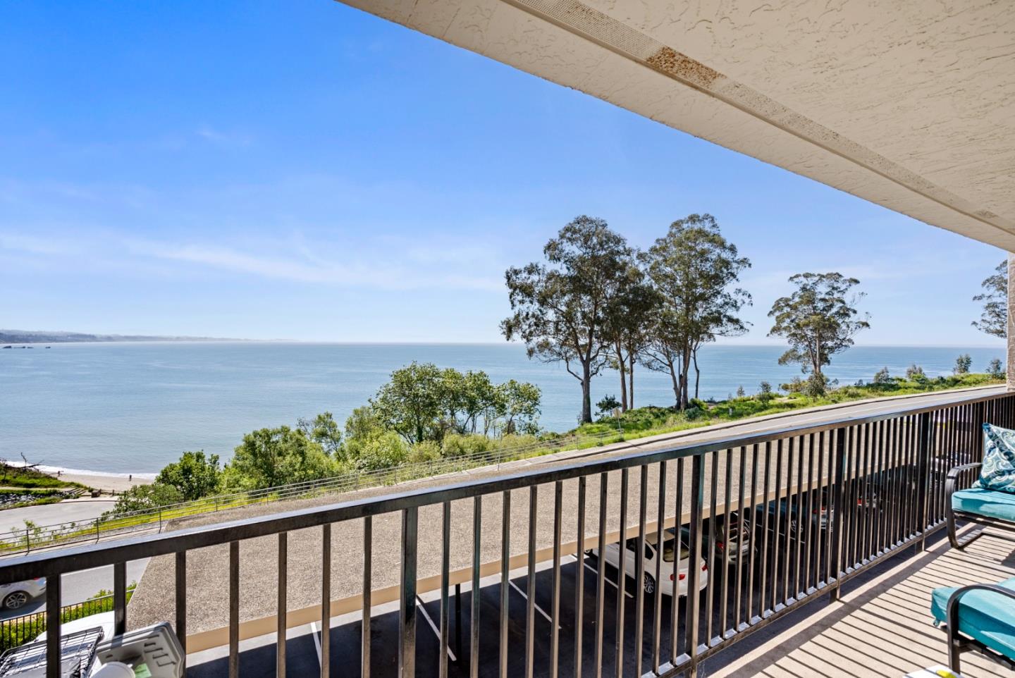 Detail Gallery Image 6 of 34 For 870 Park Ave #211,  Capitola,  CA 95010 - 2 Beds | 2 Baths