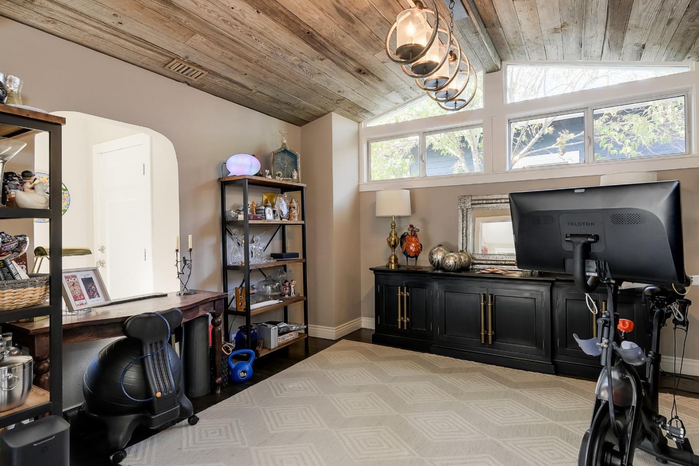 Detail Gallery Image 9 of 20 For 50 Chester St, Los Gatos,  CA 95032 - 3 Beds | 2 Baths