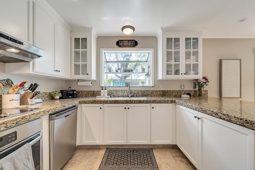 Detail Gallery Image 9 of 51 For 1794 Potrero Dr, San Jose,  CA 95124 - 4 Beds | 2/1 Baths