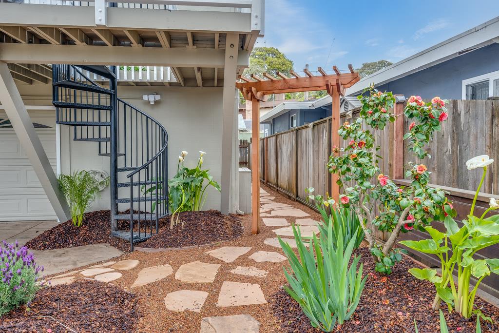 Detail Gallery Image 29 of 37 For 139 Bennett Rd, Aptos,  CA 95003 - 3 Beds | 2 Baths