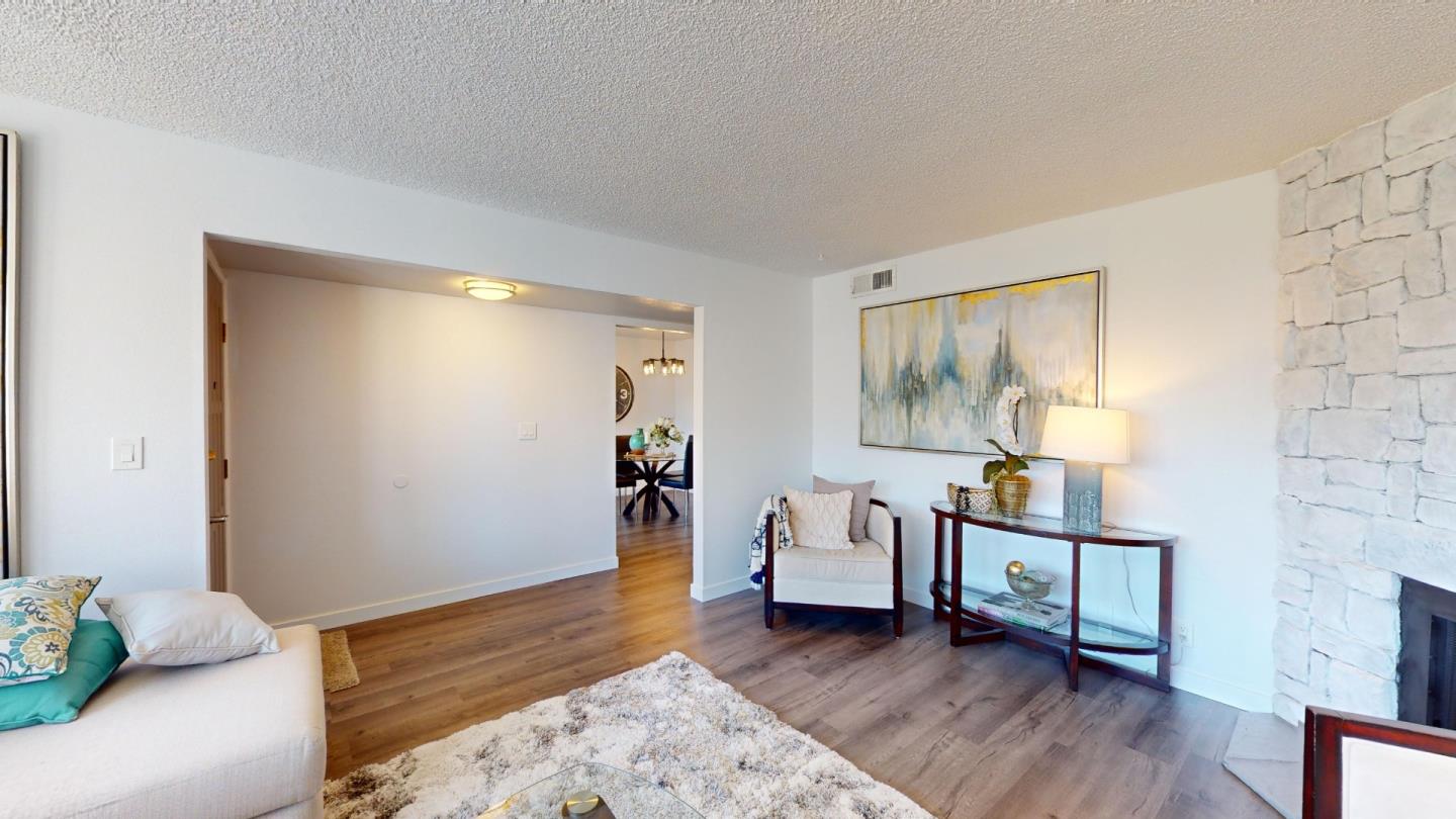 Detail Gallery Image 2 of 28 For 1031 Clyde Ave #104,  Santa Clara,  CA 95054 - 3 Beds | 2 Baths