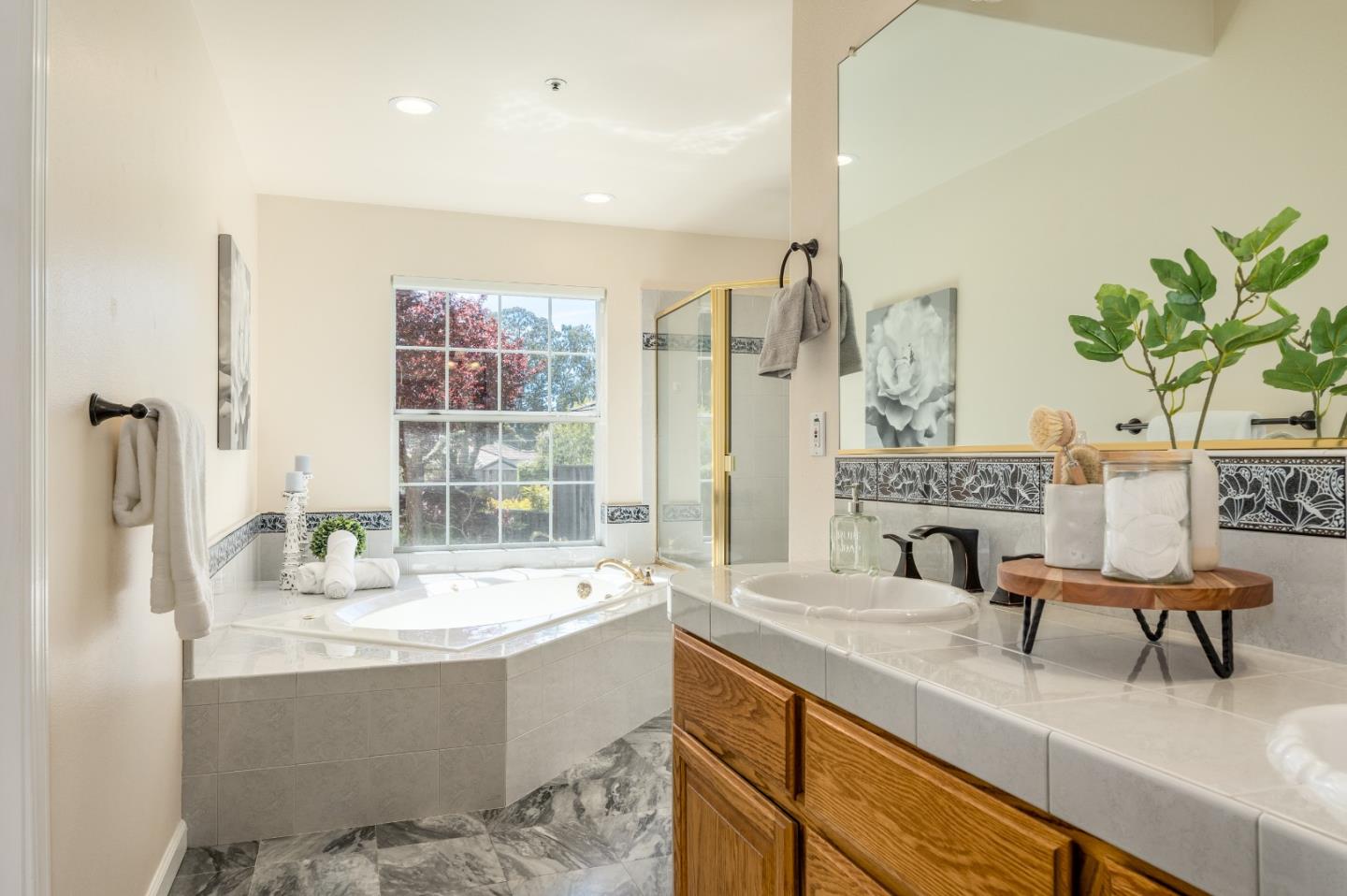 Detail Gallery Image 28 of 50 For 120 Bryce Ct, Aptos,  CA 95003 - 4 Beds | 3 Baths
