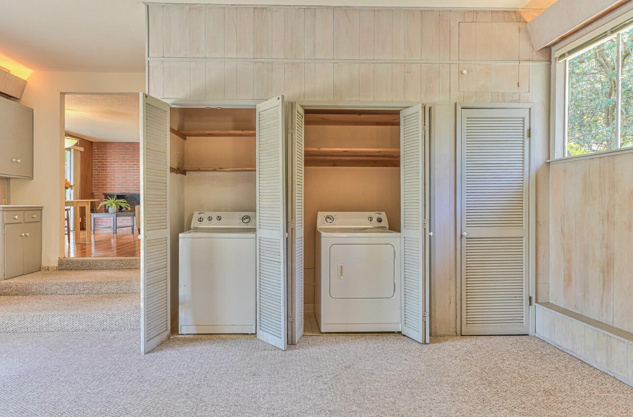 Detail Gallery Image 19 of 35 For 129 Monte Vista Dr, Monterey,  CA 93940 - 3 Beds | 2/1 Baths