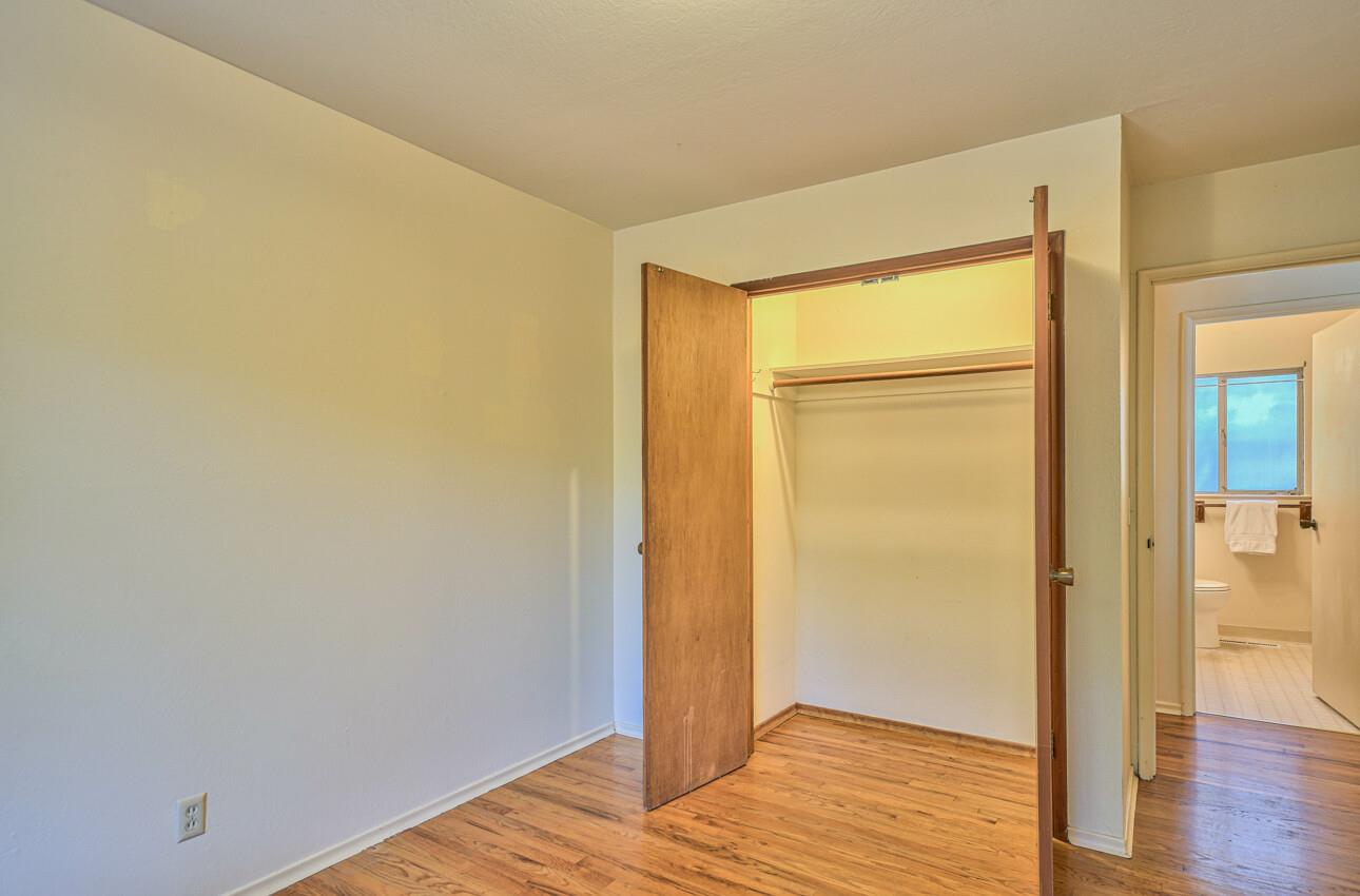Detail Gallery Image 26 of 35 For 129 Monte Vista Dr, Monterey,  CA 93940 - 3 Beds | 2/1 Baths