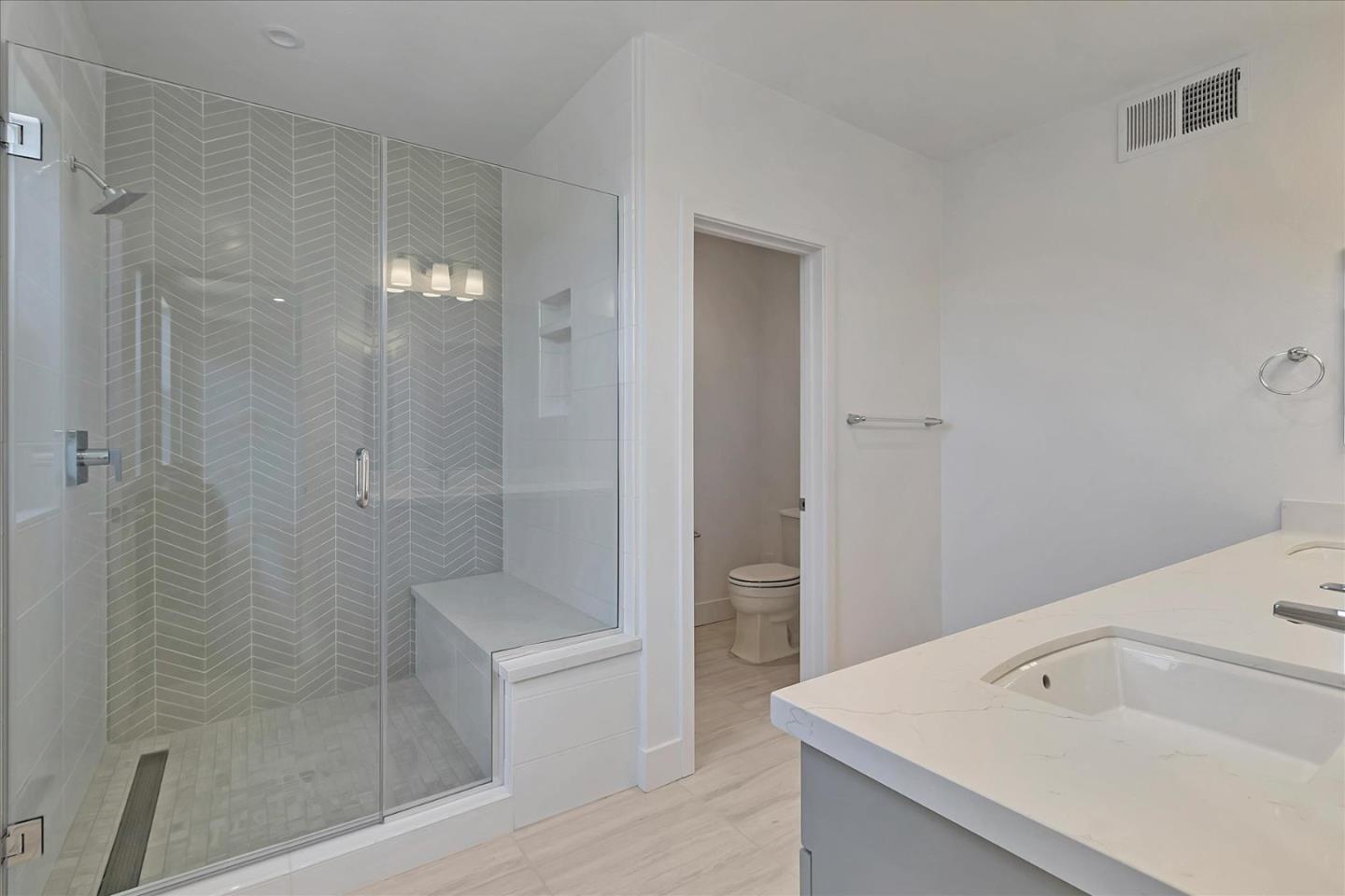 Detail Gallery Image 12 of 13 For 16323 Hamsher Ct, Los Gatos,  CA 95032 - 1 Beds | 2 Baths