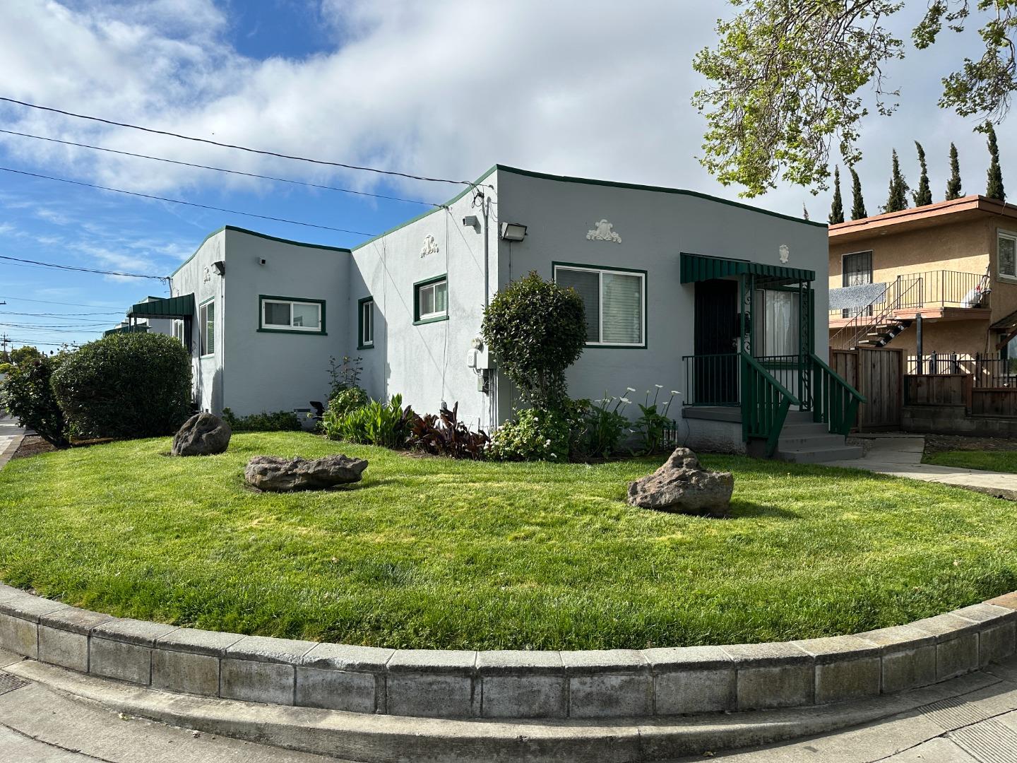 Photo of 22615 Alice St in Hayward, CA