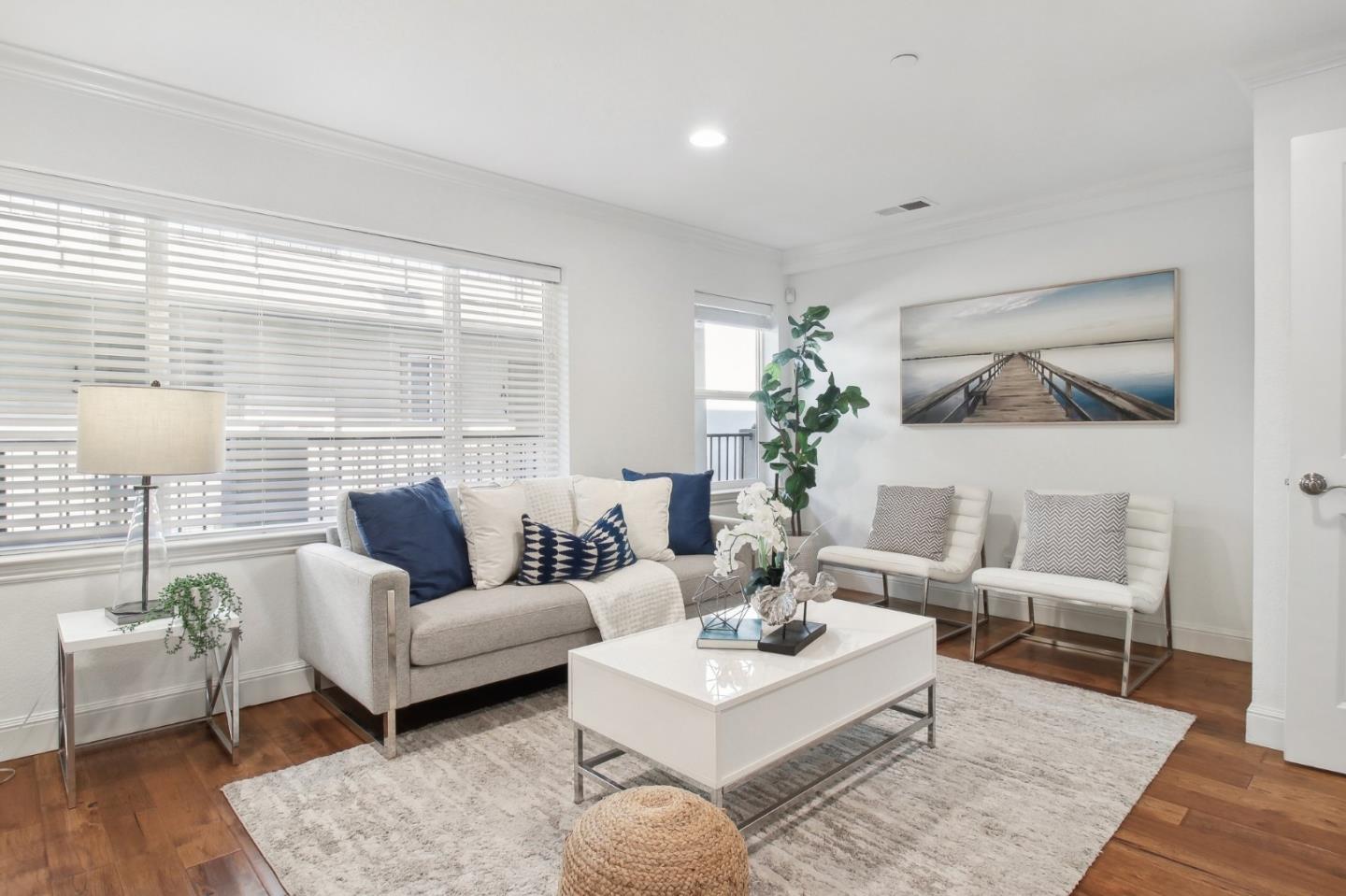 Detail Gallery Image 1 of 24 For 508 Peninsula Ave #2,  Burlingame,  CA 94010 - 2 Beds | 2/1 Baths