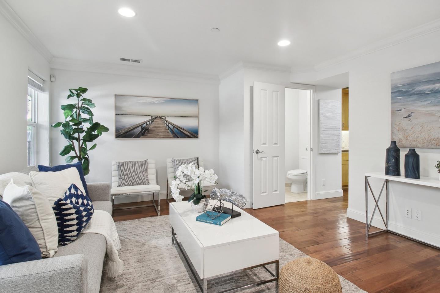 Detail Gallery Image 3 of 24 For 508 Peninsula Ave #2,  Burlingame,  CA 94010 - 2 Beds | 2/1 Baths