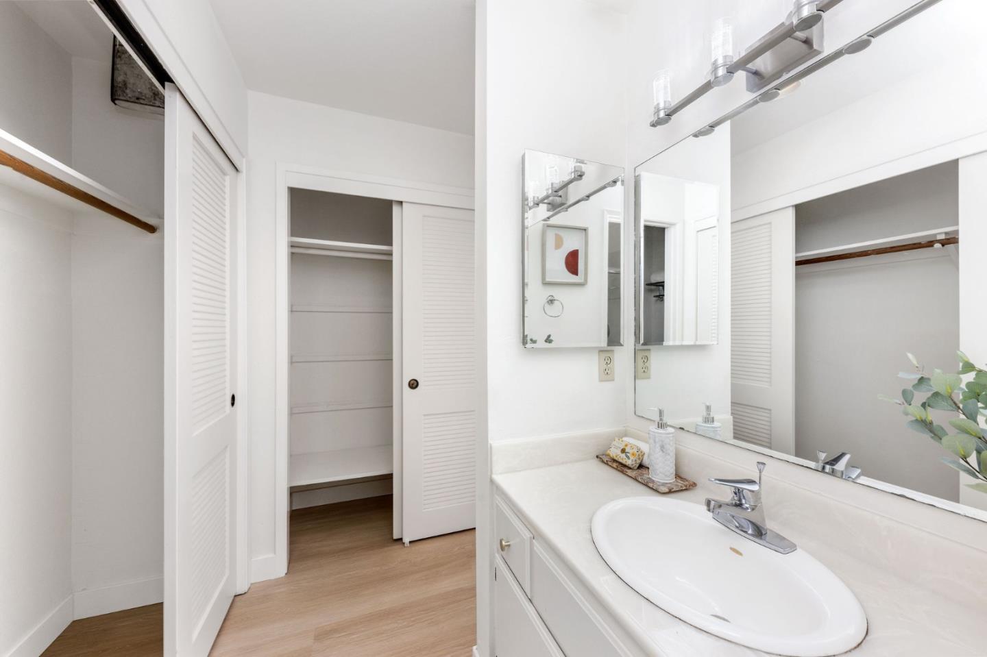 Detail Gallery Image 20 of 34 For 620 Mariposa Ave #3,  Mountain View,  CA 94041 - 2 Beds | 2 Baths