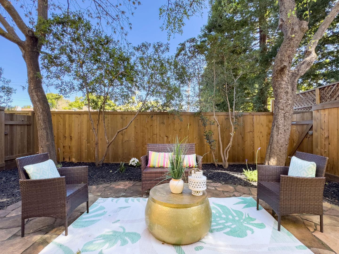 Detail Gallery Image 28 of 34 For 620 Mariposa Ave #3,  Mountain View,  CA 94041 - 2 Beds | 2 Baths