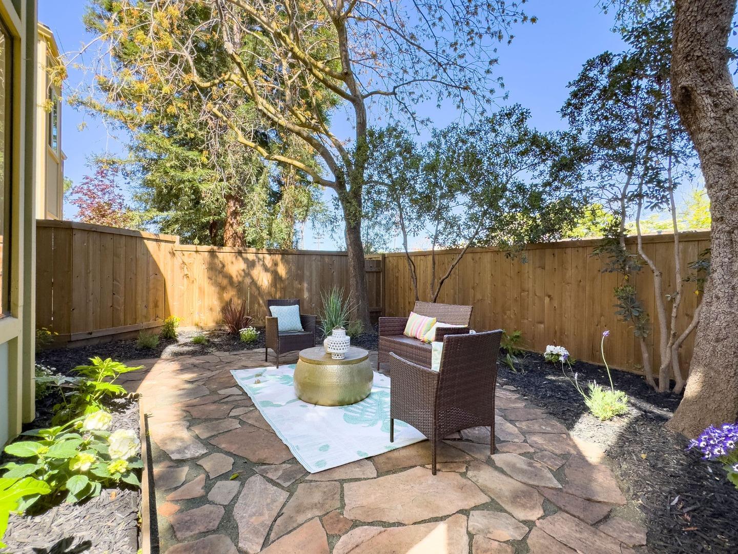 Detail Gallery Image 29 of 34 For 620 Mariposa Ave #3,  Mountain View,  CA 94041 - 2 Beds | 2 Baths