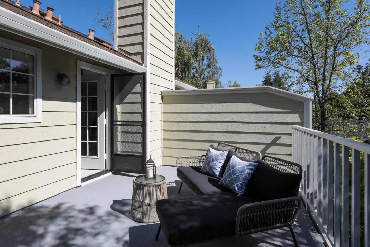 Detail Gallery Image 16 of 25 For 201 Ada Ave #25,  Mountain View,  CA 94043 - 2 Beds | 2/1 Baths