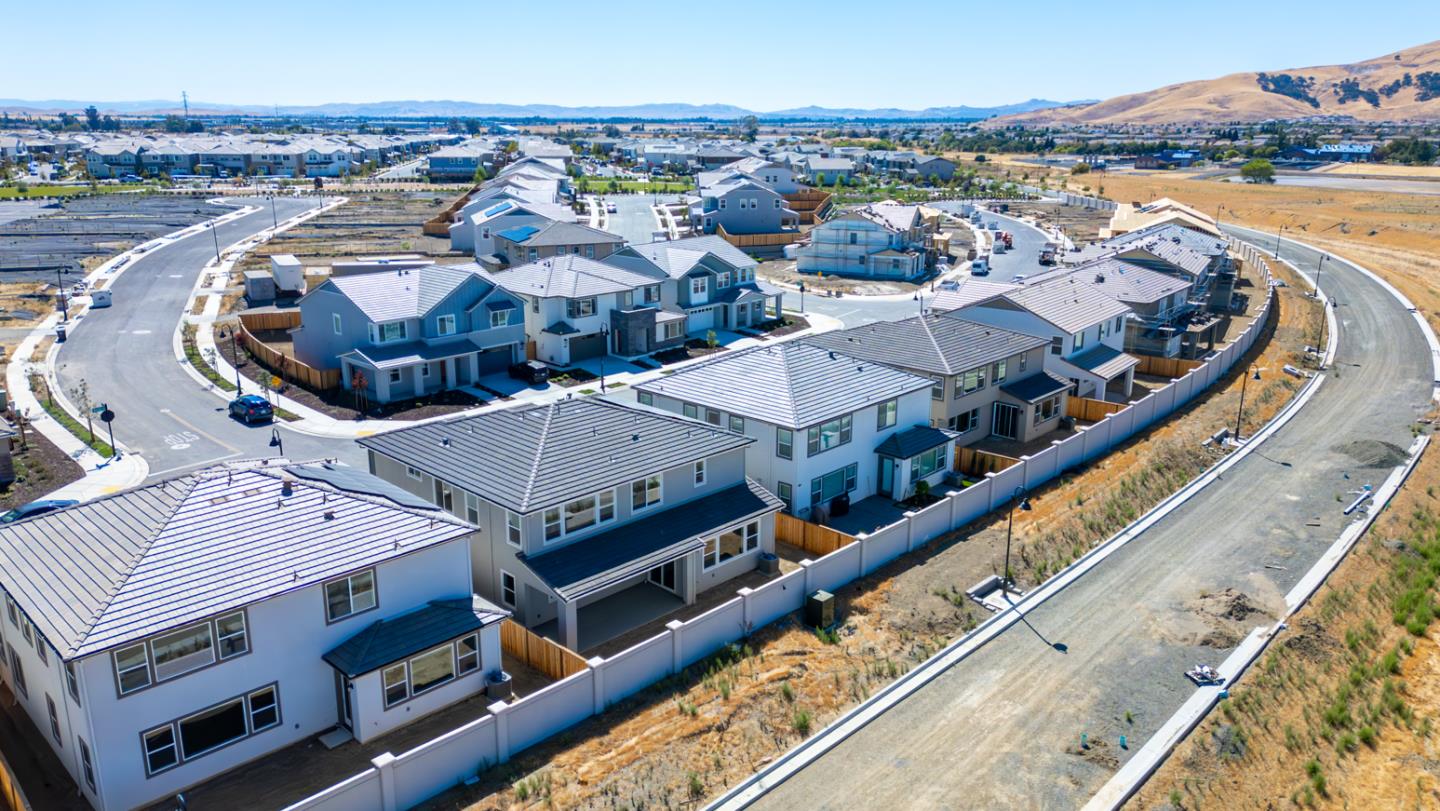 Detail Gallery Image 22 of 22 For 5956 Big Sky Dr, Fairfield,  CA 94533 - 5 Beds | 3/1 Baths