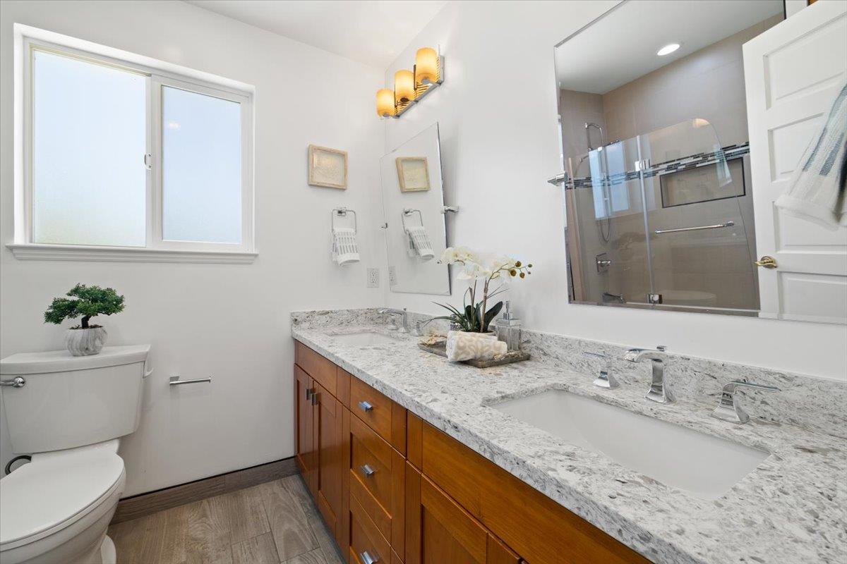 Detail Gallery Image 18 of 35 For 303 Topaz St, Redwood City,  CA 94062 - 3 Beds | 2/1 Baths