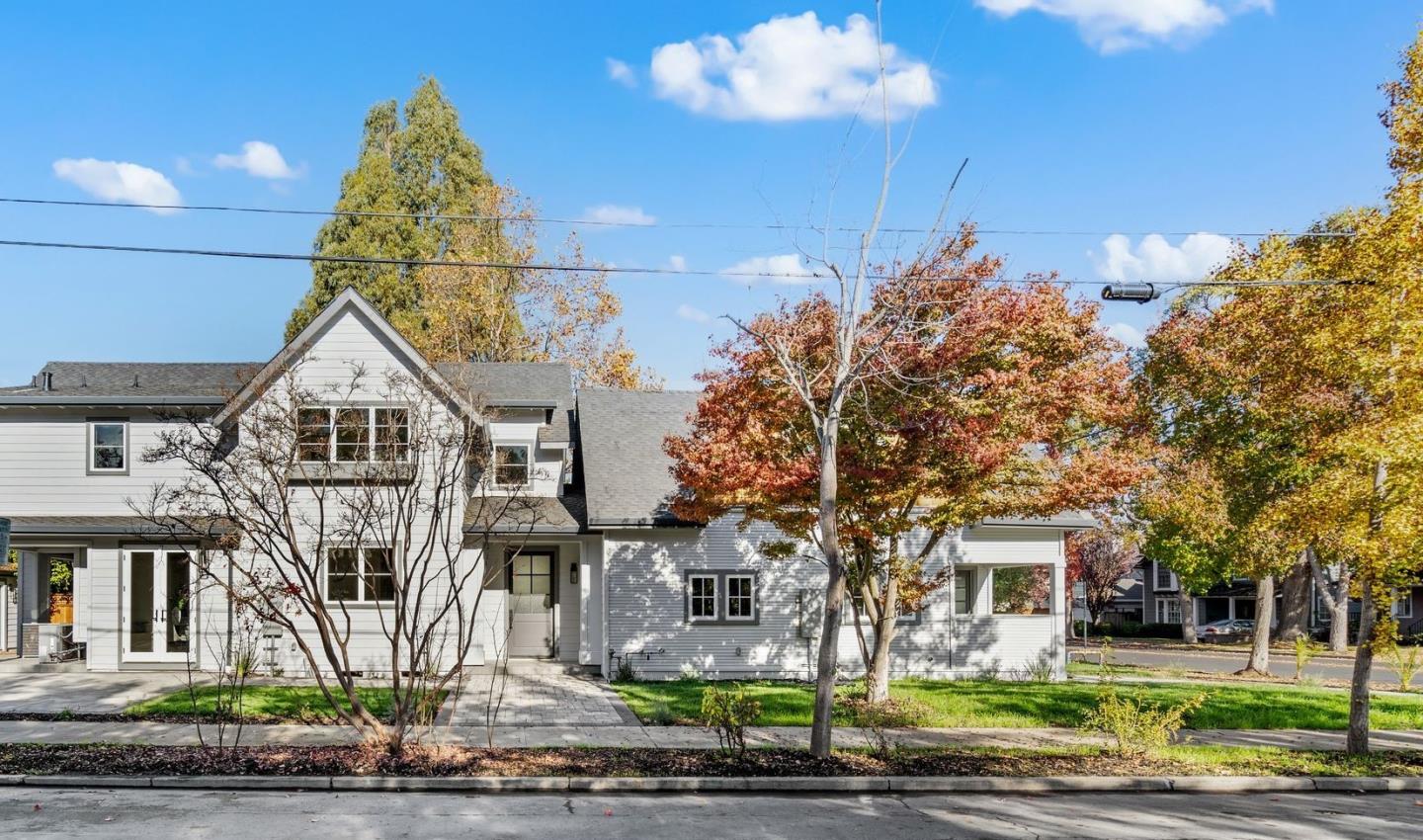 Detail Gallery Image 1 of 40 For 2175 Oberlin St, Palo Alto,  CA 94306 - 7 Beds | 5 Baths