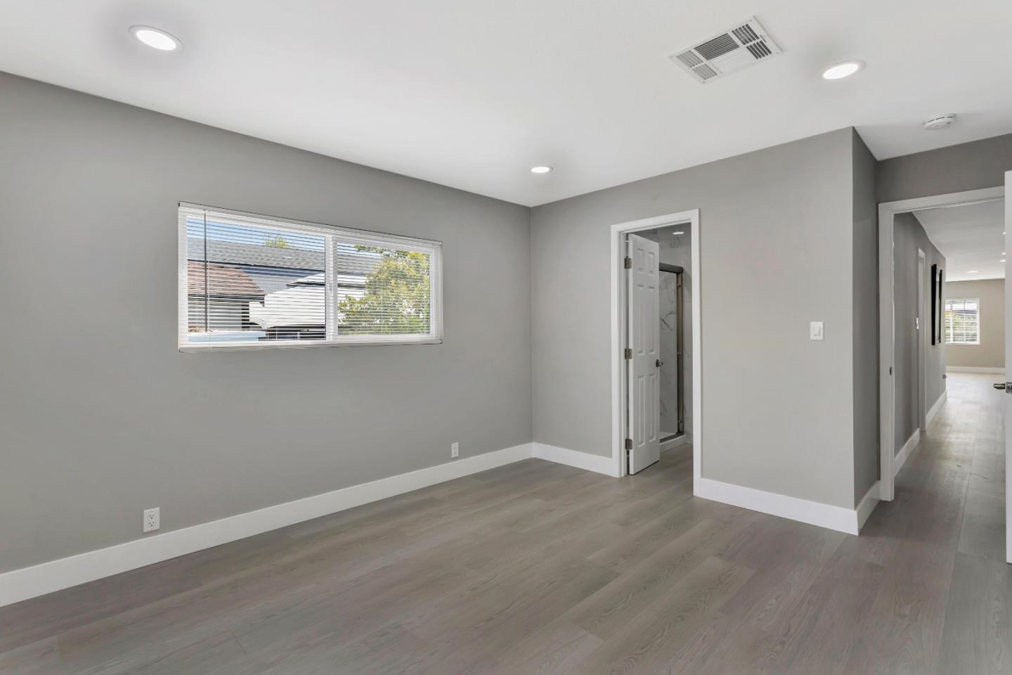 Detail Gallery Image 16 of 33 For 606 Hermitage Steet #606,  San Jose,  CA 95134 - 3 Beds | 2 Baths