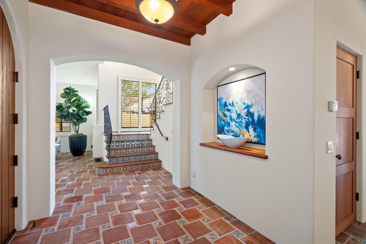Detail Gallery Image 12 of 50 For 1189 Hamilton Ave, Palo Alto,  CA 94301 - 4 Beds | 3/1 Baths