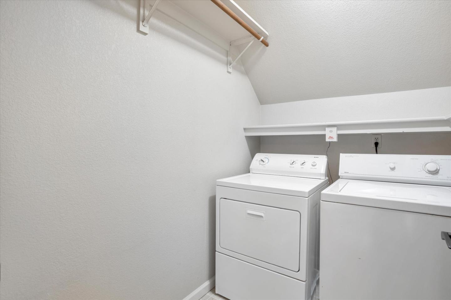 Detail Gallery Image 33 of 46 For 5360 Pine Ridge Dr, Grizzly Flats,  CA 95636 - 3 Beds | 1/1 Baths