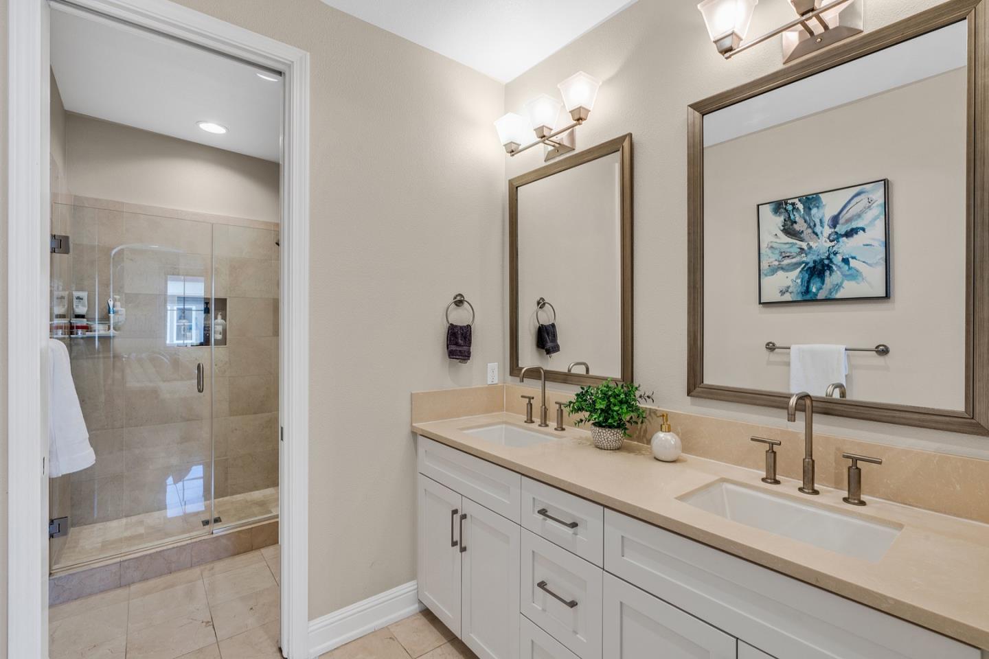 Detail Gallery Image 22 of 44 For 117 Sonoma Ter, Mountain View,  CA 94043 - 3 Beds | 2/1 Baths