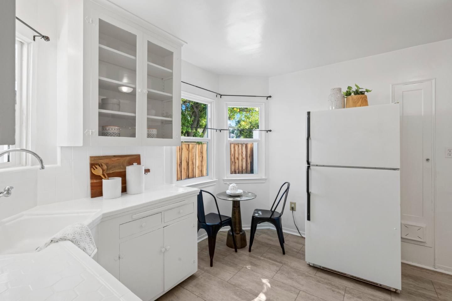 Detail Gallery Image 6 of 19 For 152 S Bayview Ave, Sunnyvale,  CA 94086 - 2 Beds | 1 Baths