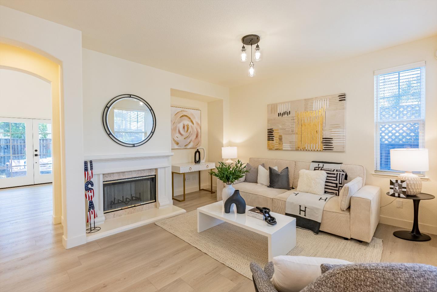 Detail Gallery Image 11 of 41 For 173 W Ferndale Ave, Sunnyvale,  CA 94085 - 3 Beds | 2/1 Baths