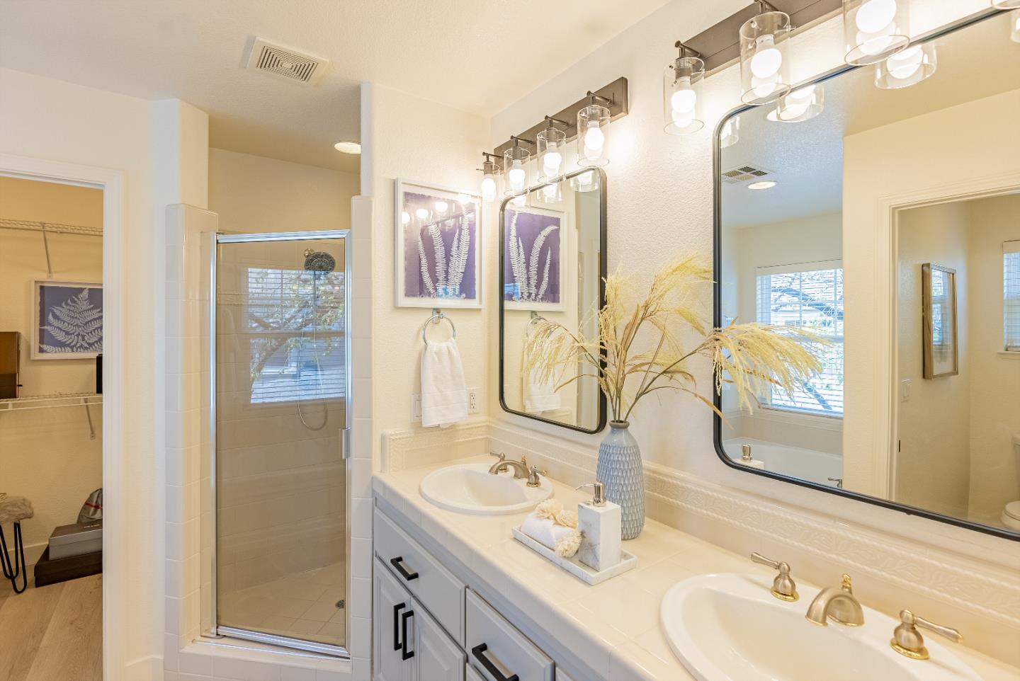 Detail Gallery Image 23 of 41 For 173 W Ferndale Ave, Sunnyvale,  CA 94085 - 3 Beds | 2/1 Baths