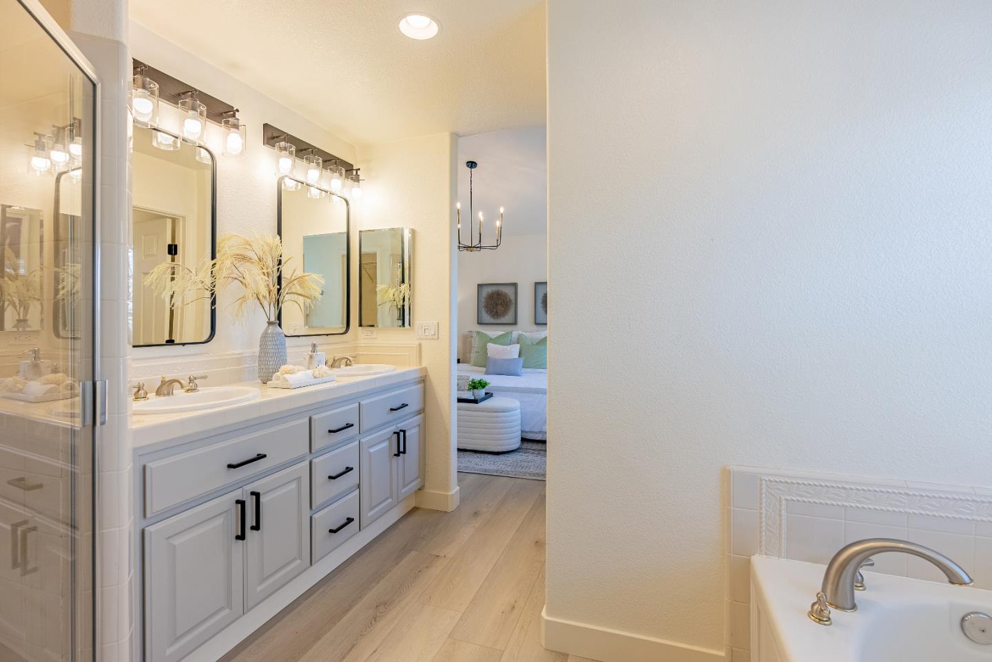 Detail Gallery Image 27 of 41 For 173 W Ferndale Ave, Sunnyvale,  CA 94085 - 3 Beds | 2/1 Baths