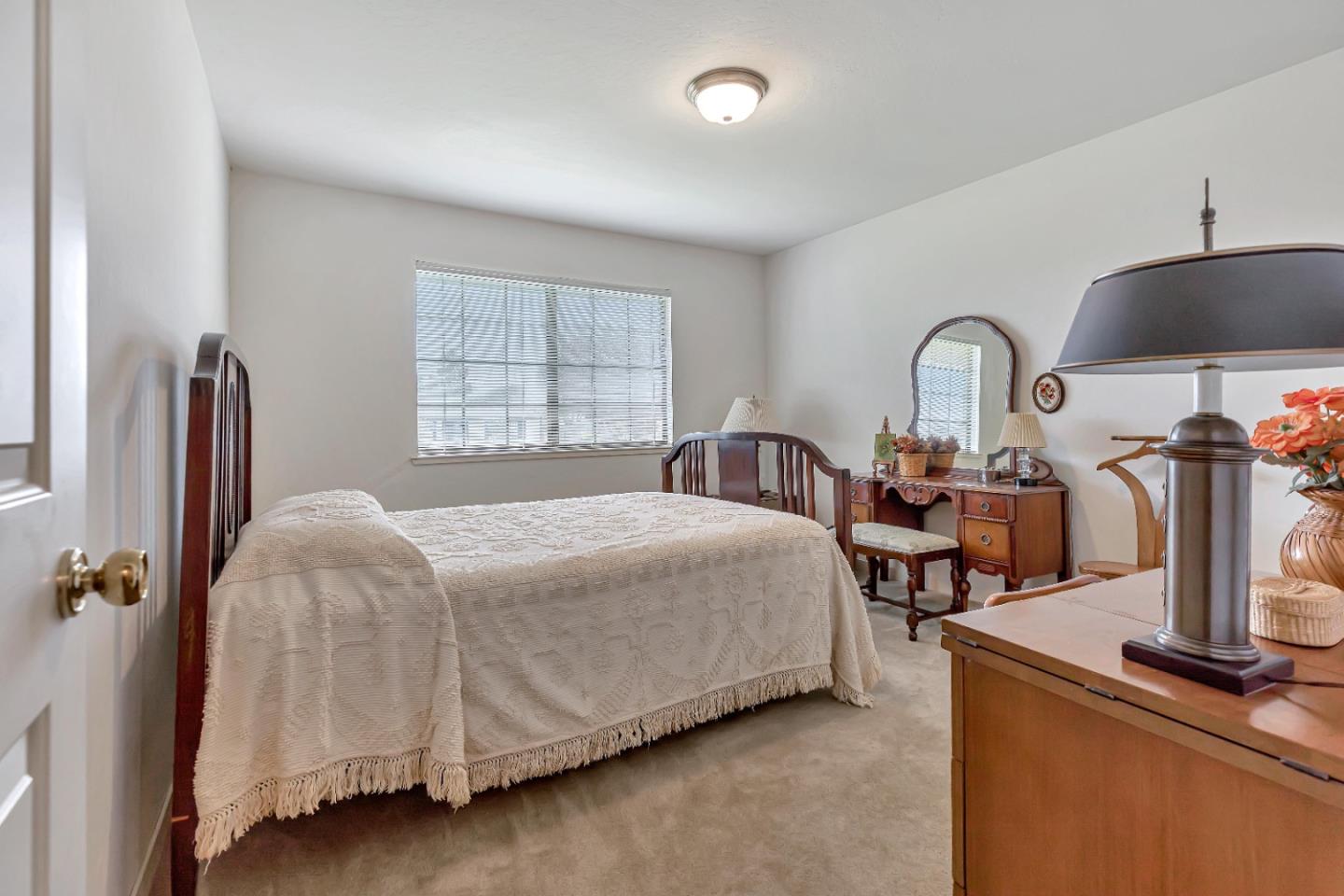 Detail Gallery Image 29 of 46 For 680 Ridgemark Dr, Hollister,  CA 95023 - 3 Beds | 2/1 Baths