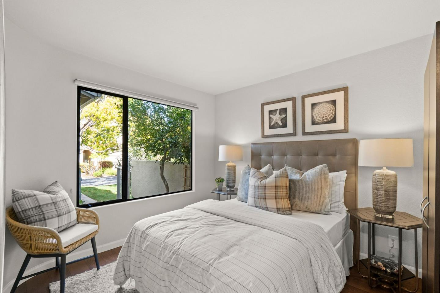 Detail Gallery Image 7 of 27 For 3 Daffodil Ln, San Carlos,  CA 94070 - 3 Beds | 2 Baths