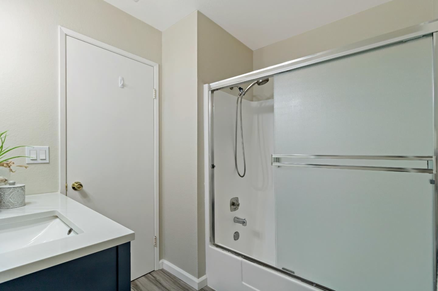 Detail Gallery Image 37 of 63 For 3833 Meeks Ter, Fremont,  CA 94538 - 3 Beds | 2/1 Baths