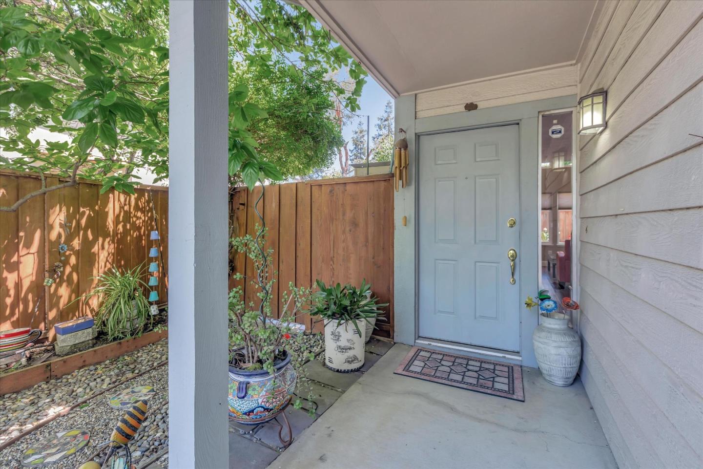 Detail Gallery Image 7 of 42 For 1928 N Star Pl, San Jose,  CA 95131 - 3 Beds | 2/1 Baths