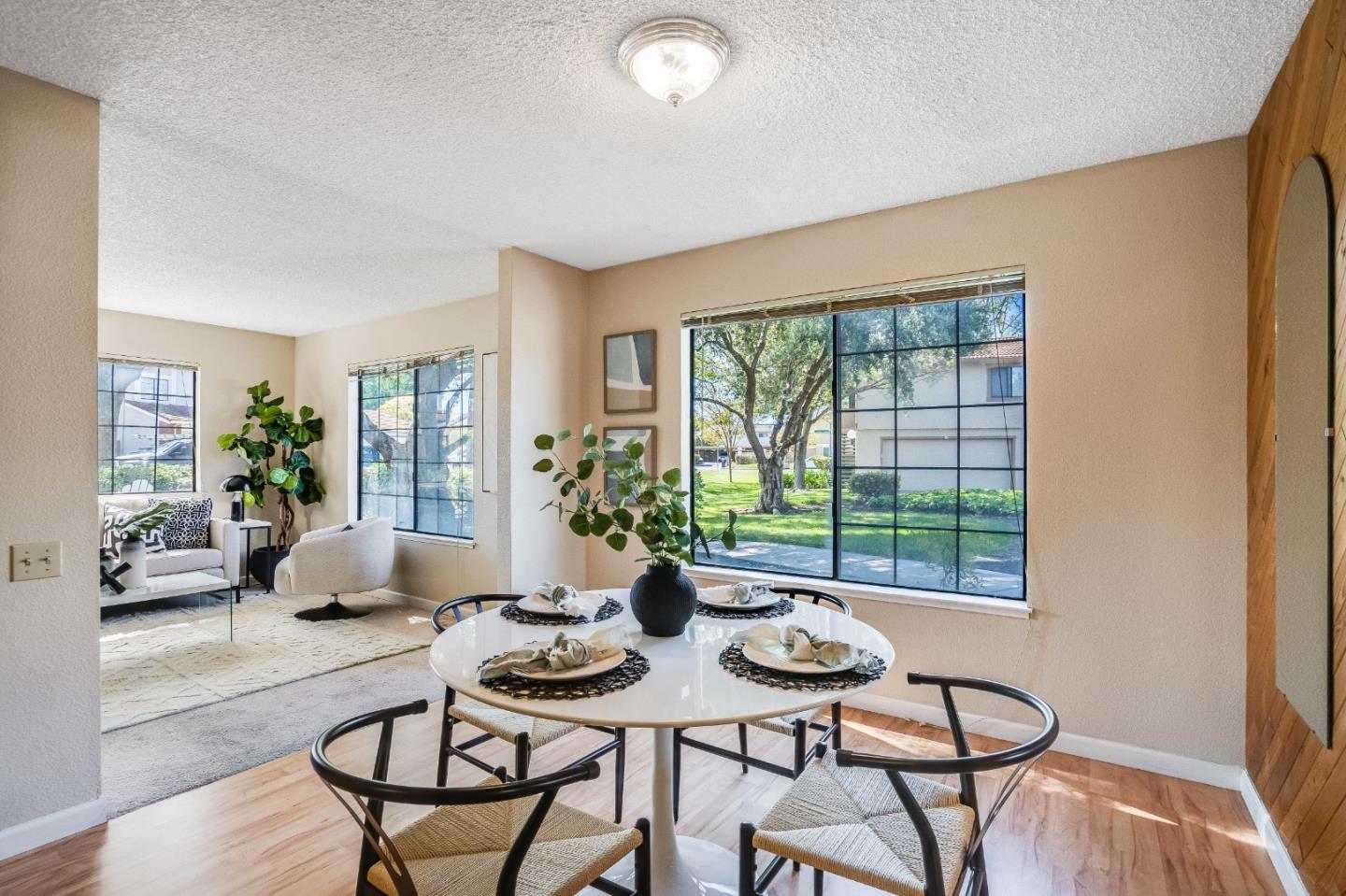 Detail Gallery Image 11 of 41 For 5454 Colony Green Dr, San Jose,  CA 95123 - 2 Beds | 2/1 Baths