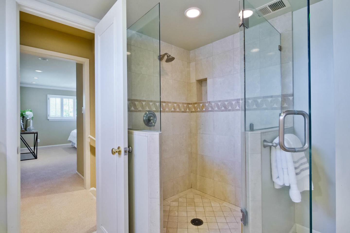 Detail Gallery Image 28 of 48 For 1525 Oak St, San Mateo,  CA 94402 - 3 Beds | 2 Baths