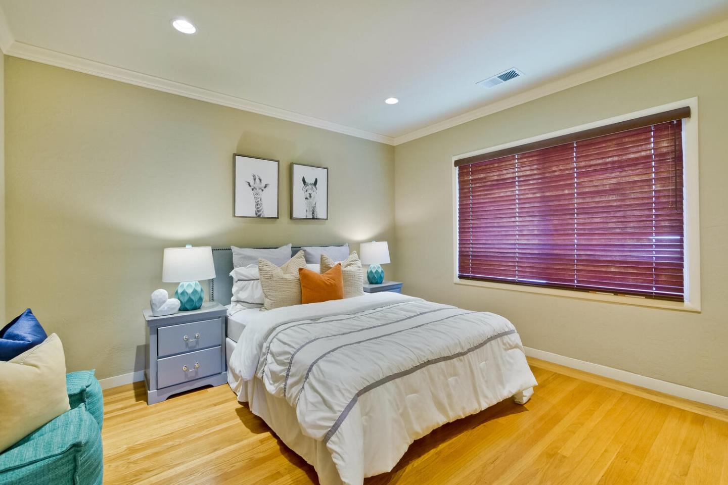 Detail Gallery Image 29 of 48 For 1525 Oak St, San Mateo,  CA 94402 - 3 Beds | 2 Baths
