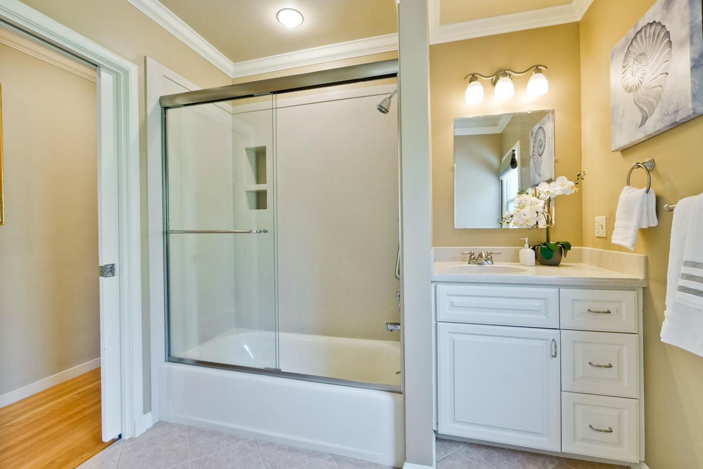 Detail Gallery Image 37 of 48 For 1525 Oak St, San Mateo,  CA 94402 - 3 Beds | 2 Baths