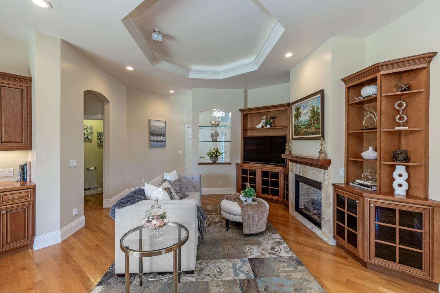 Detail Gallery Image 11 of 36 For 5143 El Roble Ct, San Jose,  CA 95118 - 4 Beds | 2/1 Baths