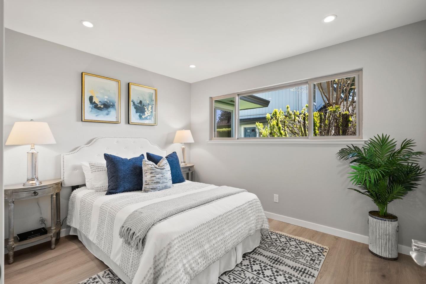Detail Gallery Image 12 of 23 For 921 Ponselle Ln #1,  Capitola,  CA 95010 - 2 Beds | 1 Baths