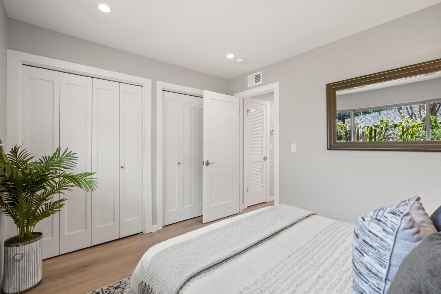 Detail Gallery Image 13 of 23 For 921 Ponselle Ln #1,  Capitola,  CA 95010 - 2 Beds | 1 Baths