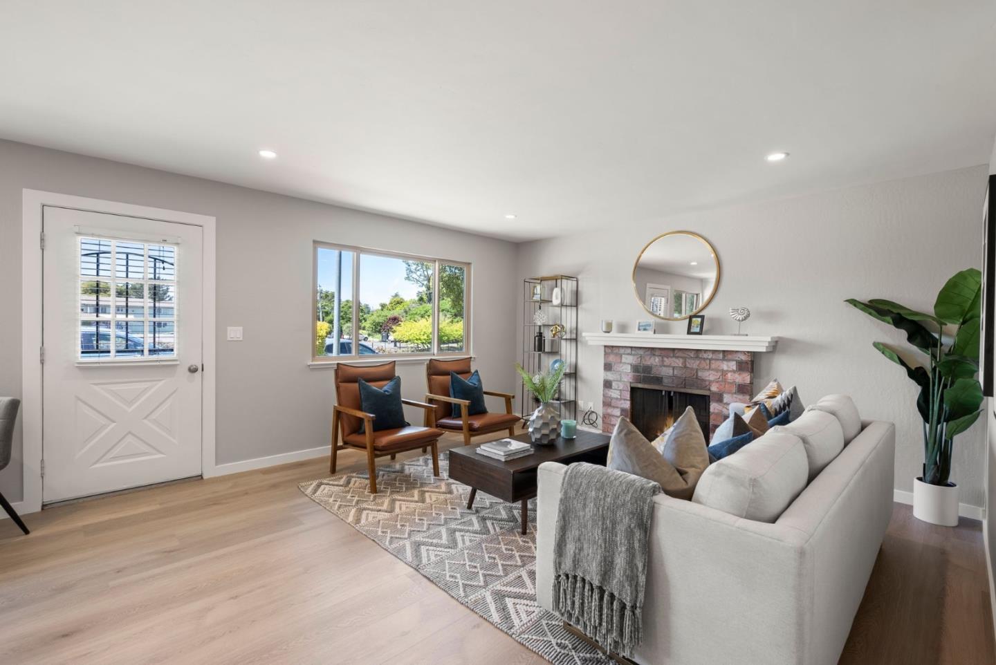Detail Gallery Image 14 of 23 For 921 Ponselle Ln #1,  Capitola,  CA 95010 - 2 Beds | 1 Baths