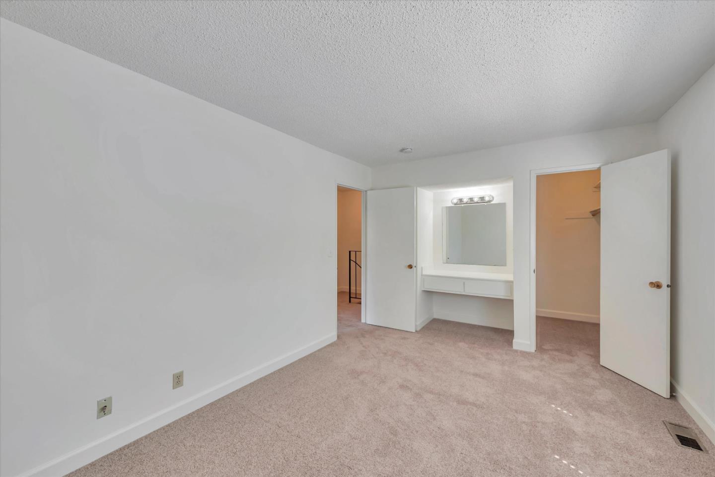 Detail Gallery Image 24 of 31 For 4777 Clydelle Ave #2,  San Jose,  CA 95124 - 2 Beds | 1 Baths