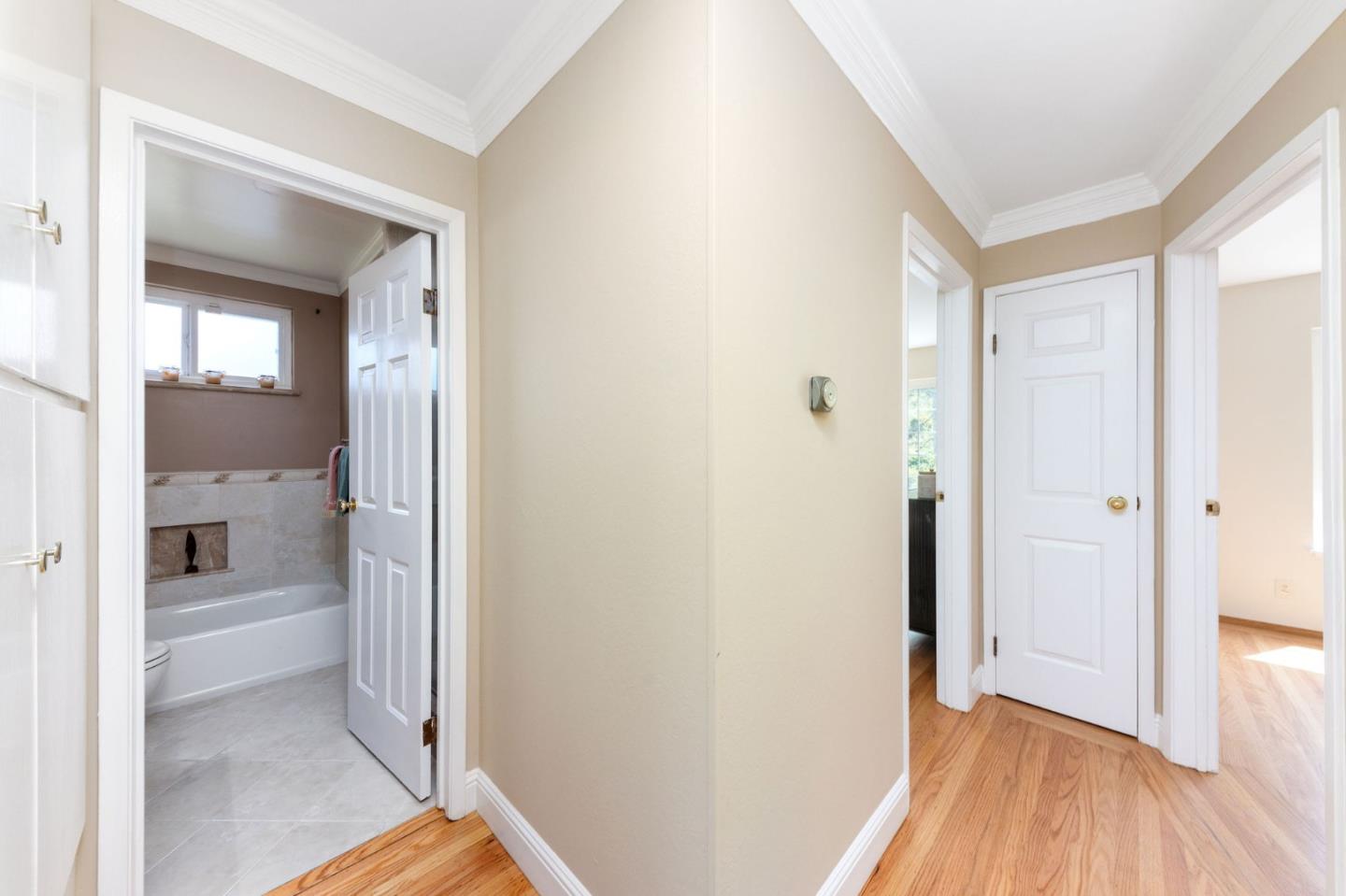 Detail Gallery Image 20 of 52 For 524 Southhill Blvd, Daly City,  CA 94014 - 3 Beds | 1 Baths