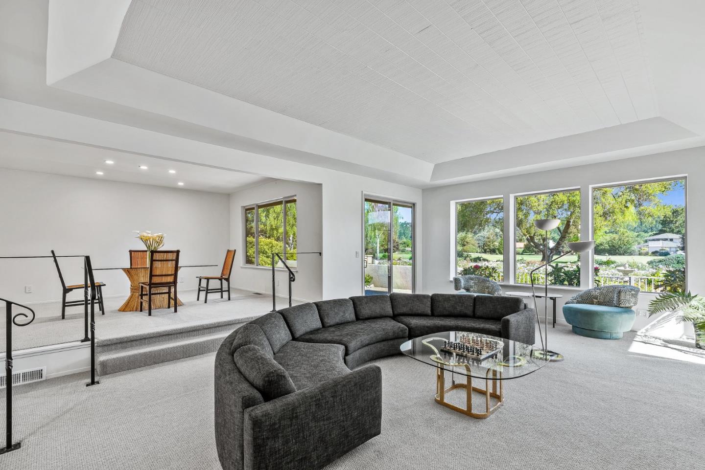 Detail Gallery Image 5 of 28 For 7073 Fairway Pl, Carmel,  CA 93923 - 3 Beds | 2 Baths