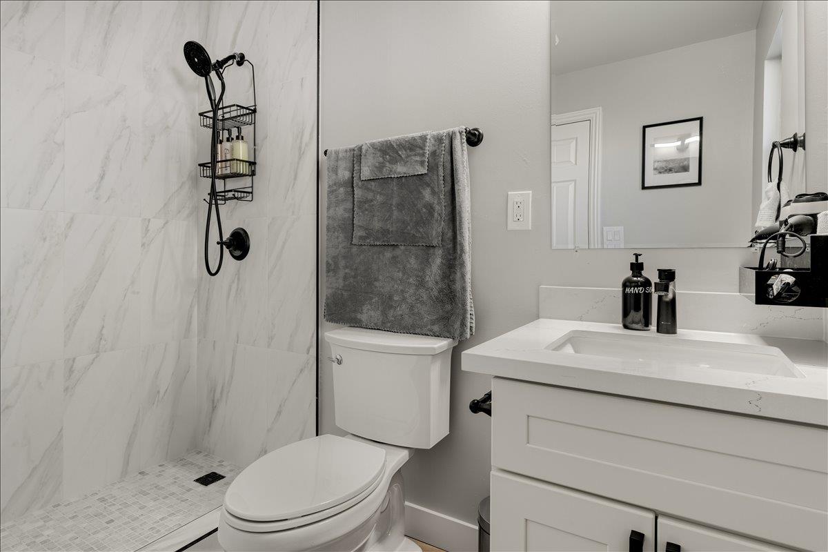Detail Gallery Image 5 of 15 For 594 S 6th St, San Jose,  CA 95112 - – Beds | – Baths