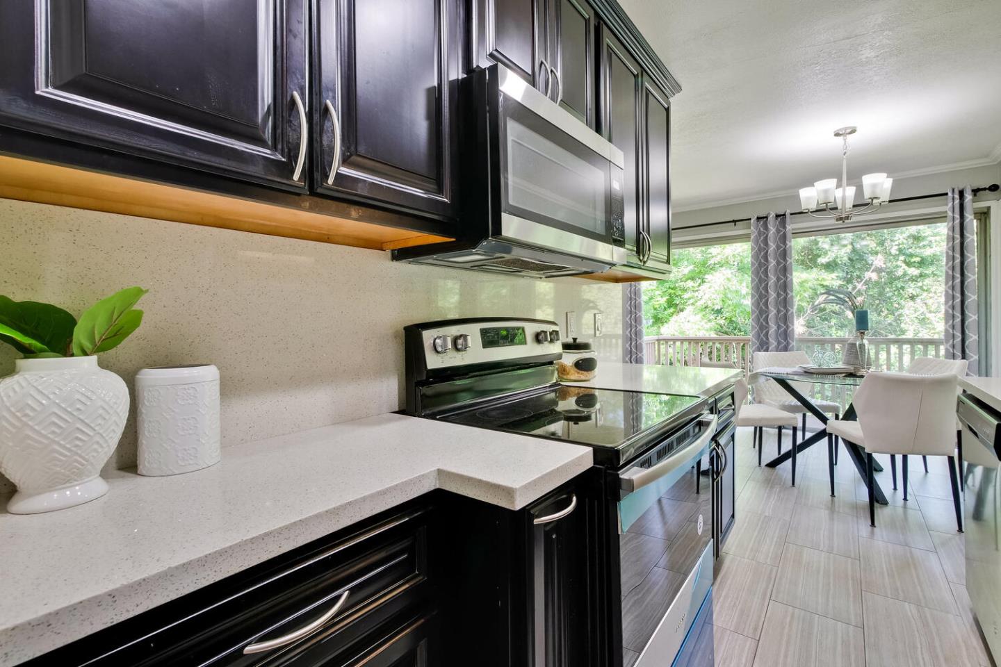 Detail Gallery Image 27 of 31 For 280 Easy St #410,  Mountain View,  CA 94043 - 2 Beds | 1 Baths
