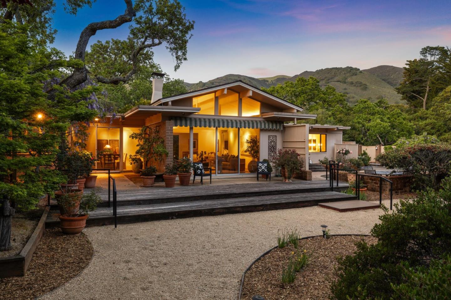 Photo of 19 Ring Ln in Carmel Valley, CA